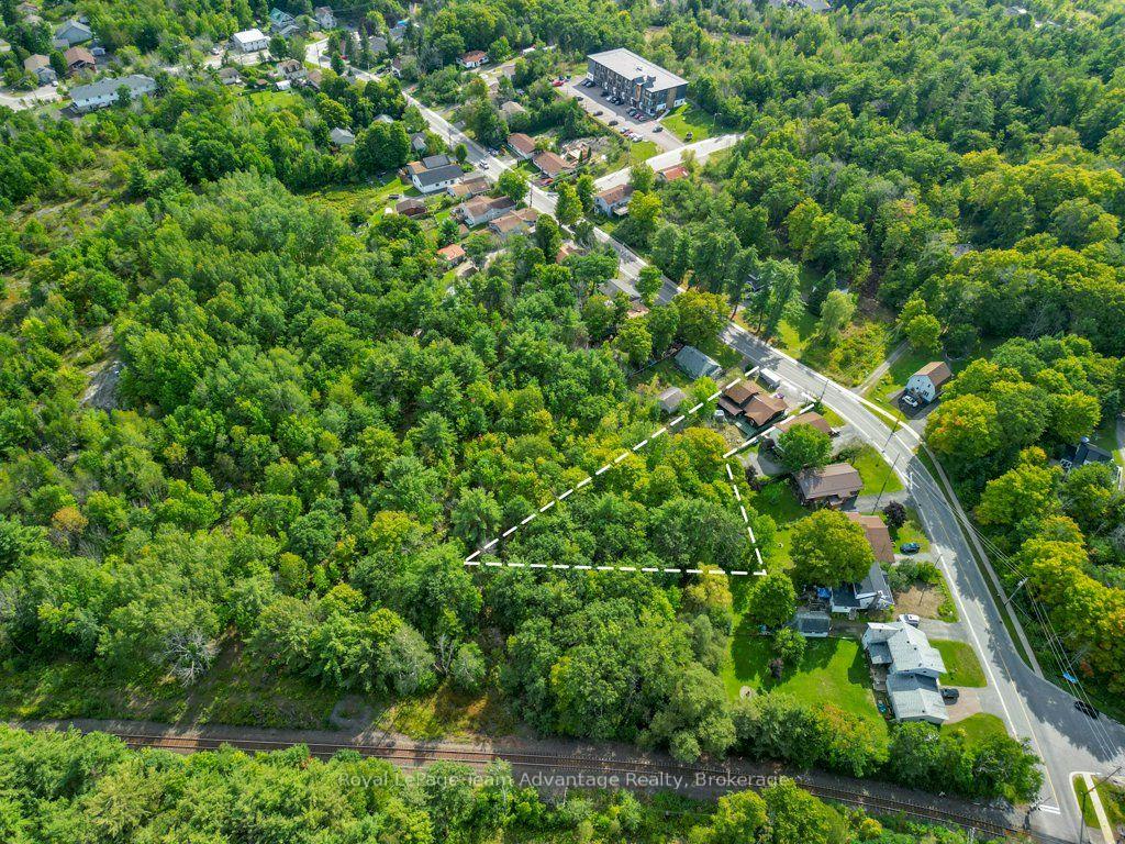 Photo 48 of 30A Forest Street, Parry Sound — HOMEH