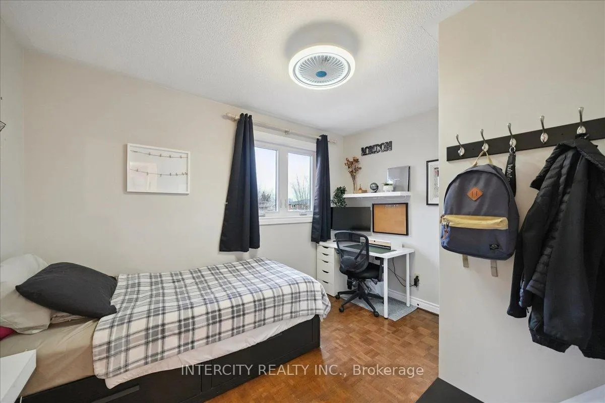 Photo 27 of 67 Sonny Street, Vaughan, Maple — HOMEH