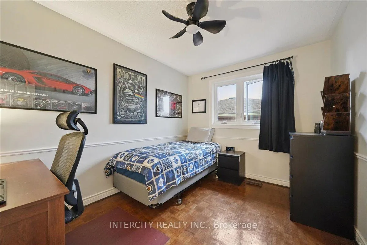 Photo 29 of 67 Sonny Street, Vaughan, Maple — HOMEH