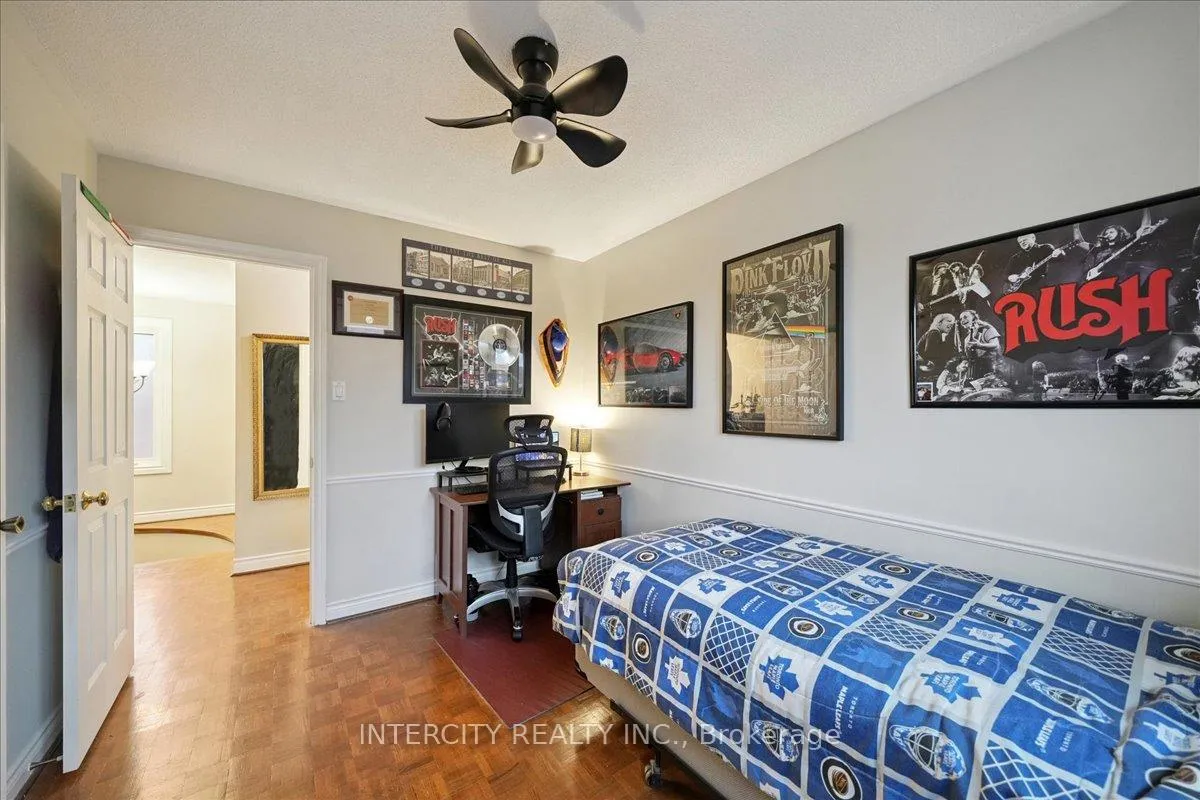 Photo 30 of 67 Sonny Street, Vaughan, Maple — HOMEH