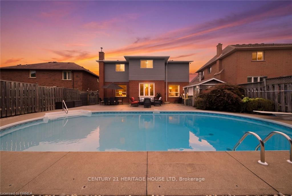Photo 4 of 92 National Drive, Hamilton, Gershome — HOMEH