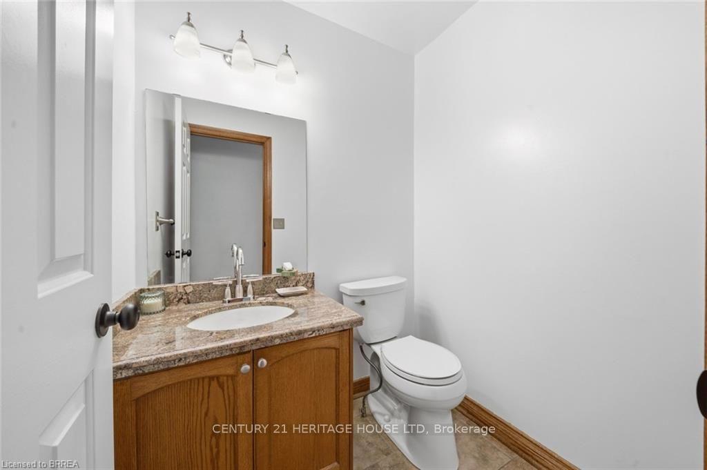 Photo 22 of 92 National Drive, Hamilton, Gershome — HOMEH