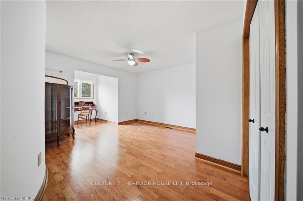 Photo 30 of 92 National Drive, Hamilton, Gershome — HOMEH
