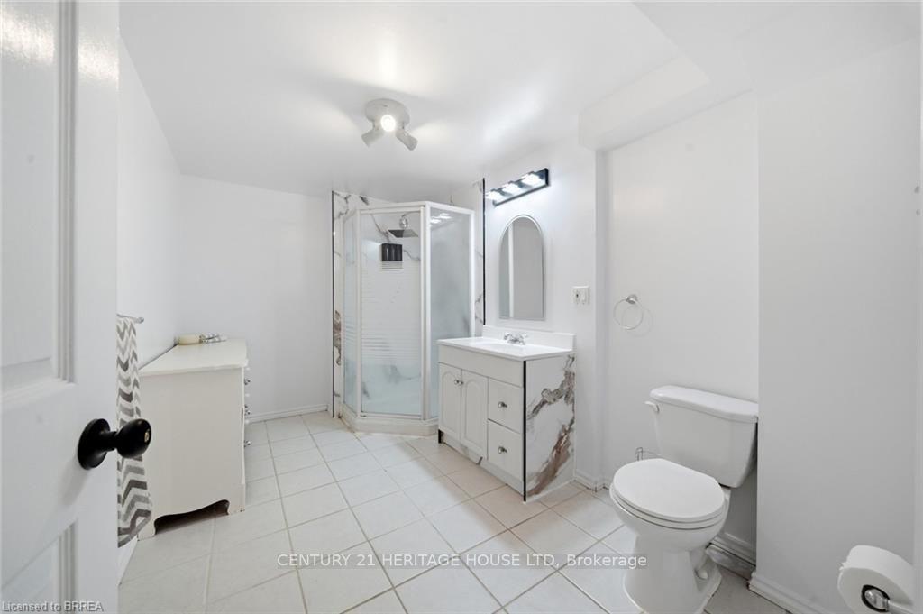 Photo 34 of 92 National Drive, Hamilton, Gershome — HOMEH