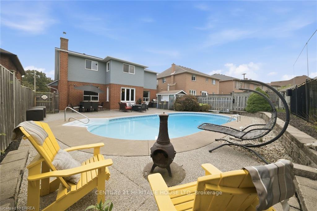 Photo 39 of 92 National Drive, Hamilton, Gershome — HOMEH