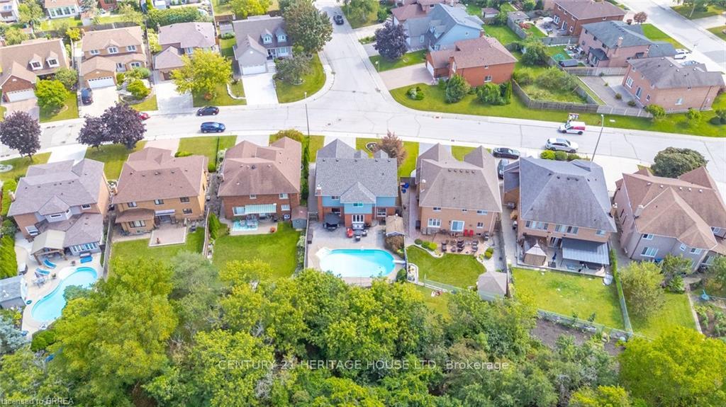 Photo 45 of 92 National Drive, Hamilton, Gershome — HOMEH