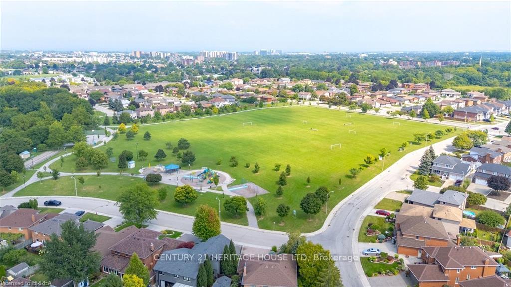 Photo 47 of 92 National Drive, Hamilton, Gershome — HOMEH
