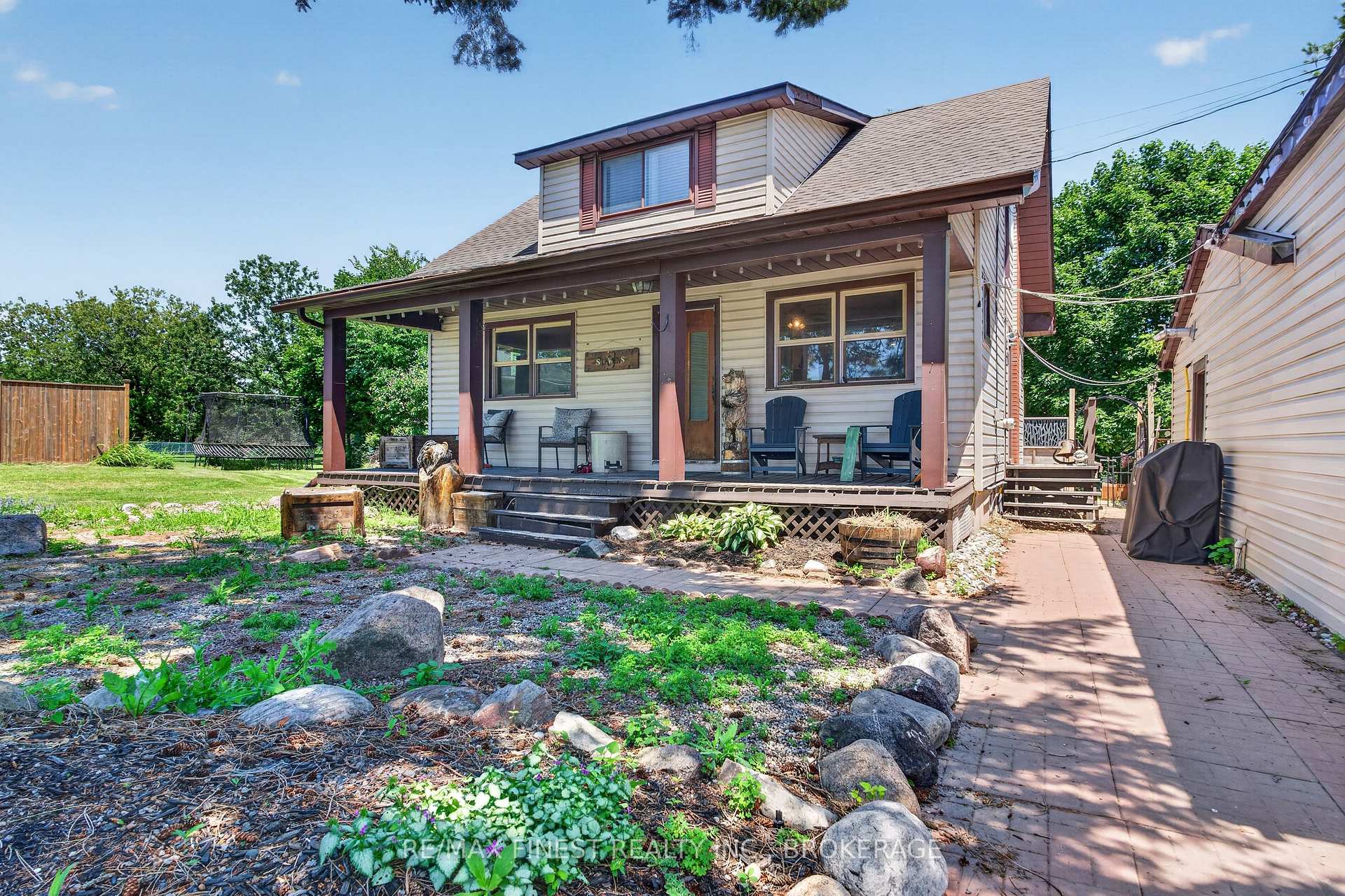Photo 5 of 2270 Mcivor Road, Kingston, City North of 401 — HOMEH