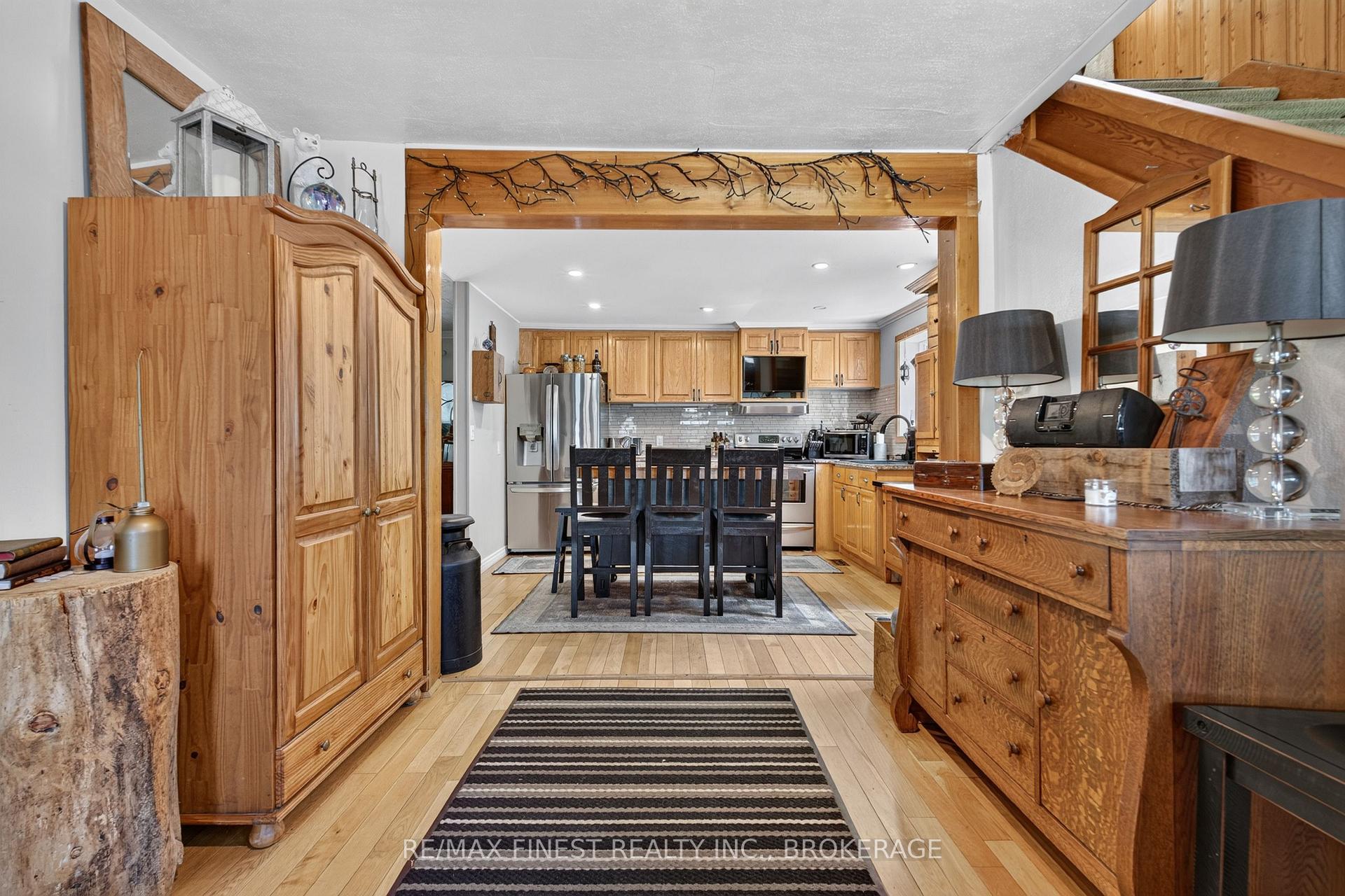 Photo 10 of 2270 Mcivor Road, Kingston, City North of 401 — HOMEH
