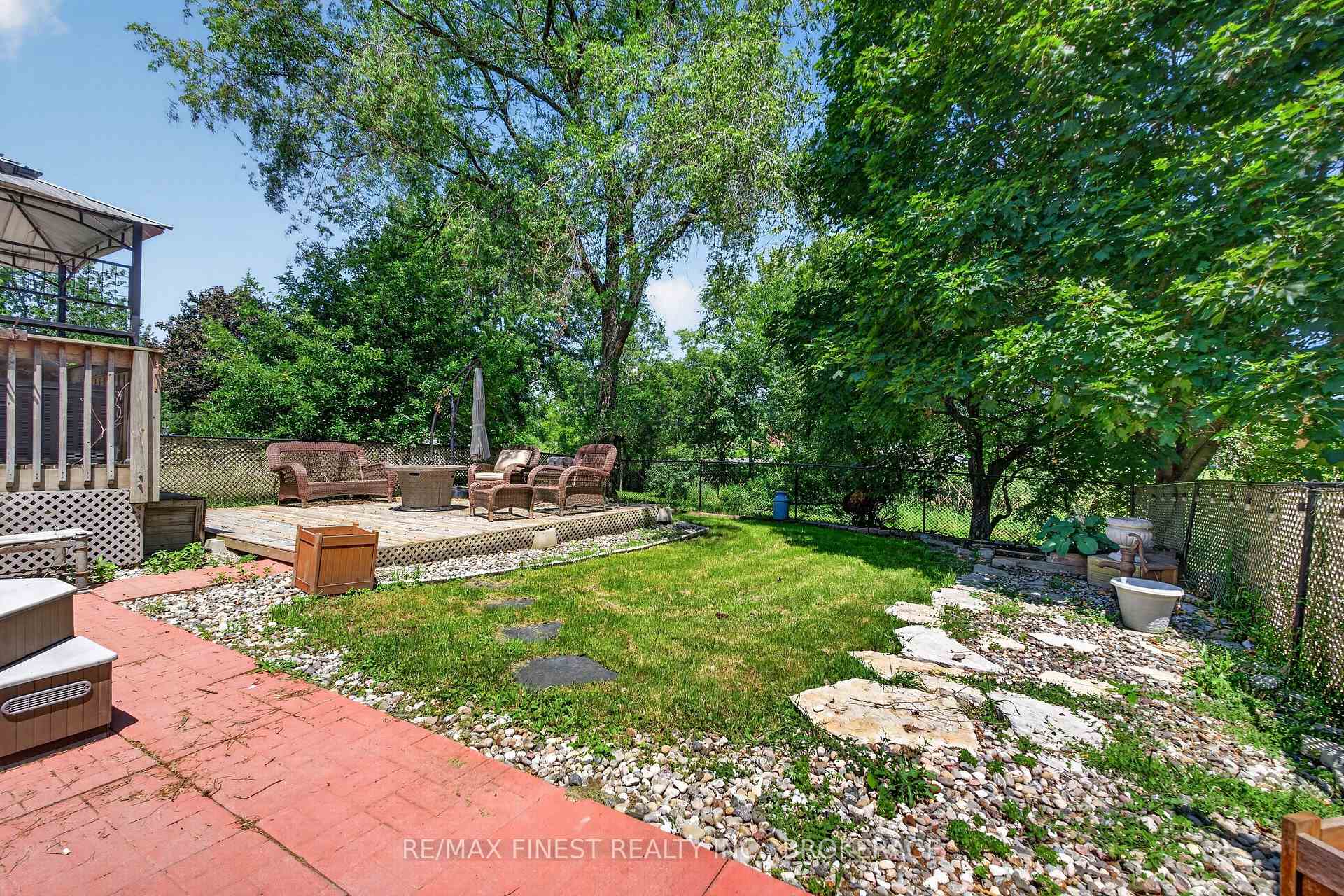 Photo 26 of 2270 Mcivor Road, Kingston, City North of 401 — HOMEH