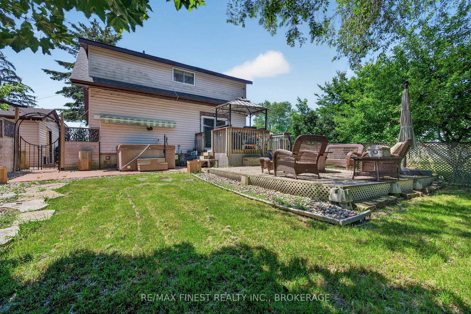 Photo 28 of 2270 Mcivor Road, Kingston, City North of 401 — HOMEH