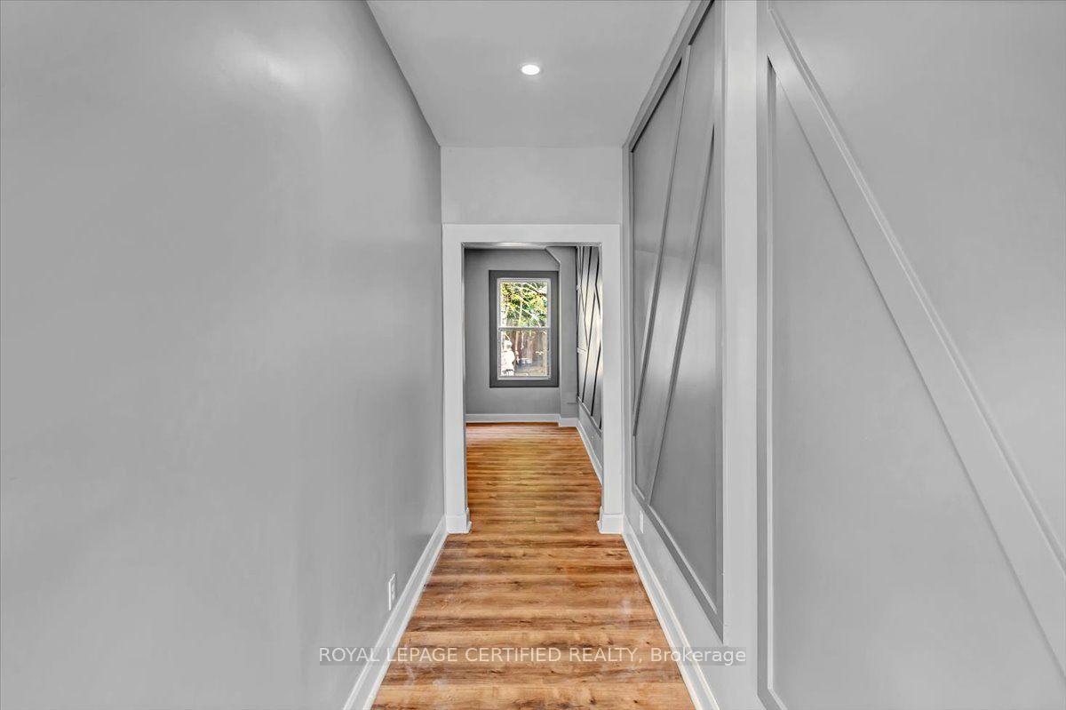 Photo 6 of 176 Emerald Street N, Hamilton, Landsdale — HOMEH