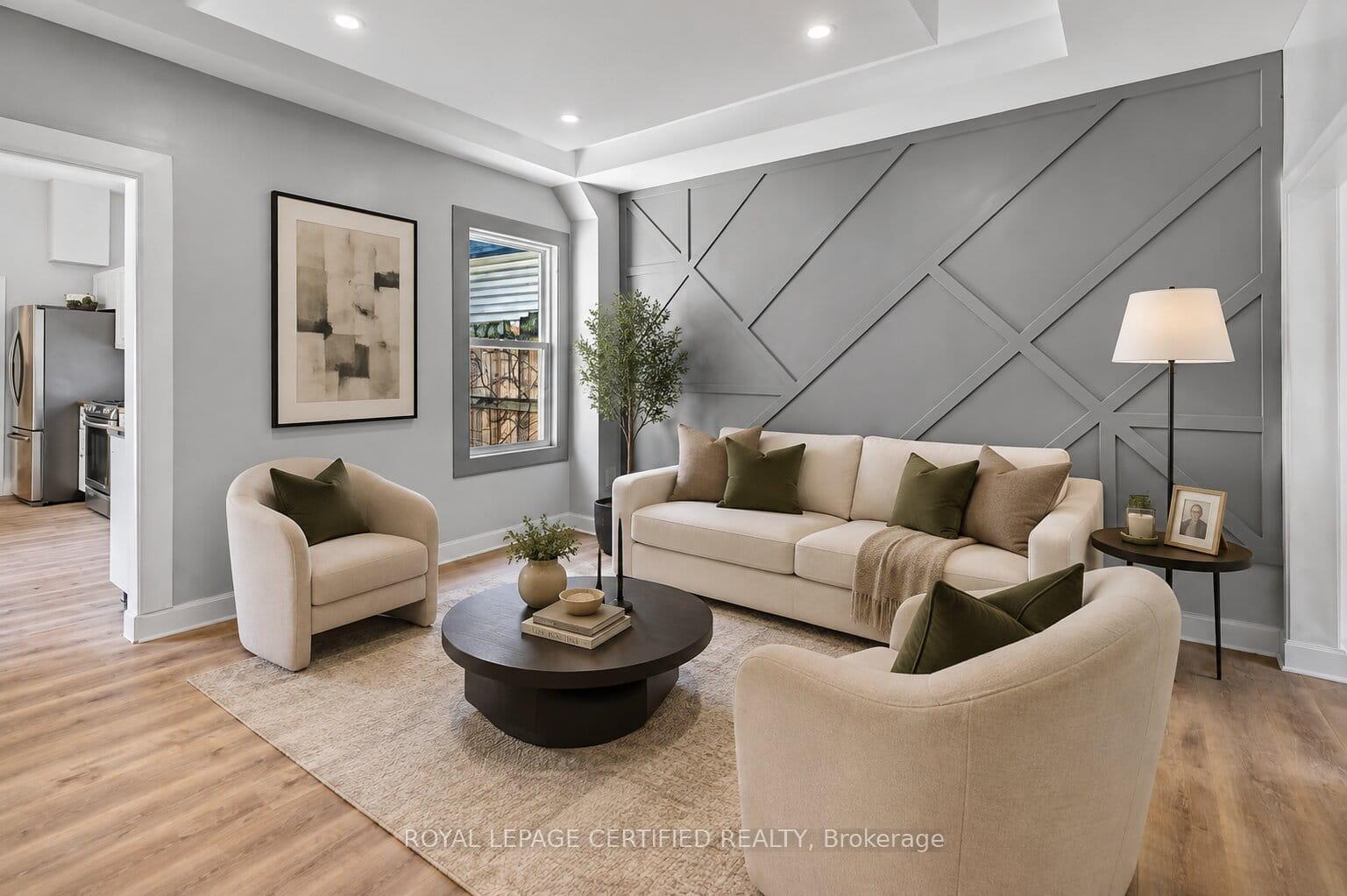 Photo 8 of 176 Emerald Street N, Hamilton, Landsdale — HOMEH