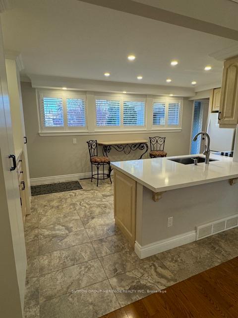 Photo 7 of 906 Liverpool Road, Pickering, Bay Ridges — HOMEH