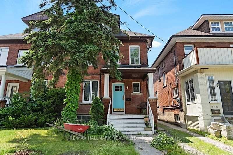 Front of Unit Upper, 228 Pacific Avenue