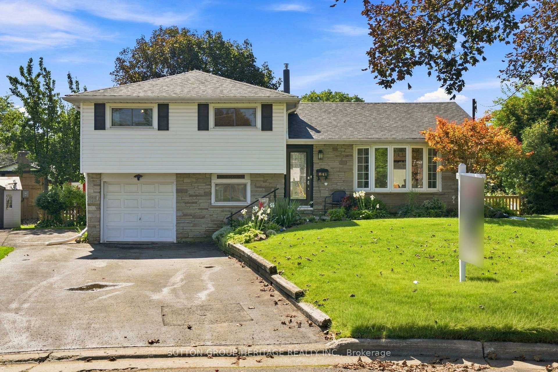 Photo of 843 Carnation Court