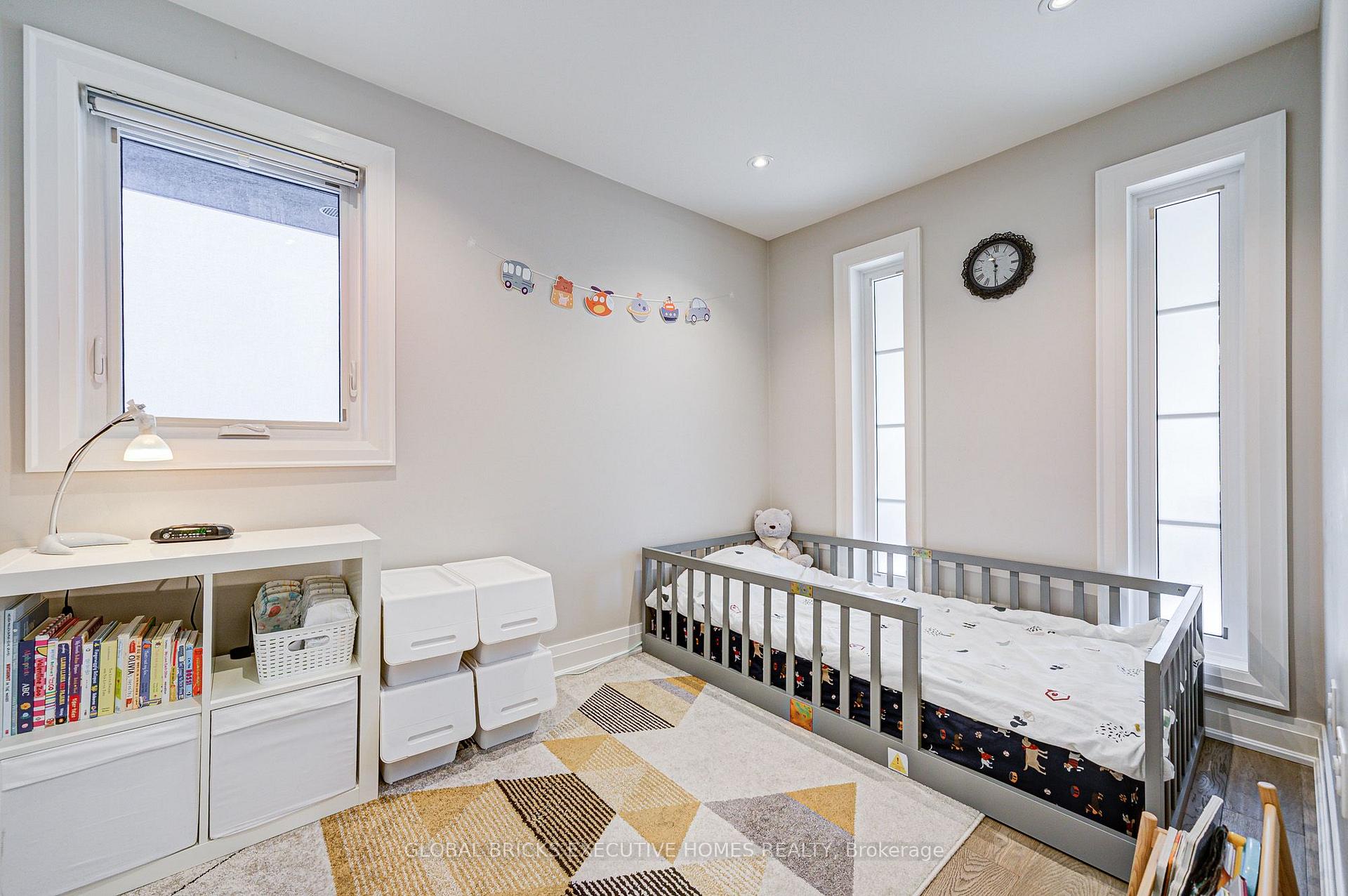Photo 13 of 6 Cardigan Road, Etobicoke, Stonegate-Queensway — HOMEH