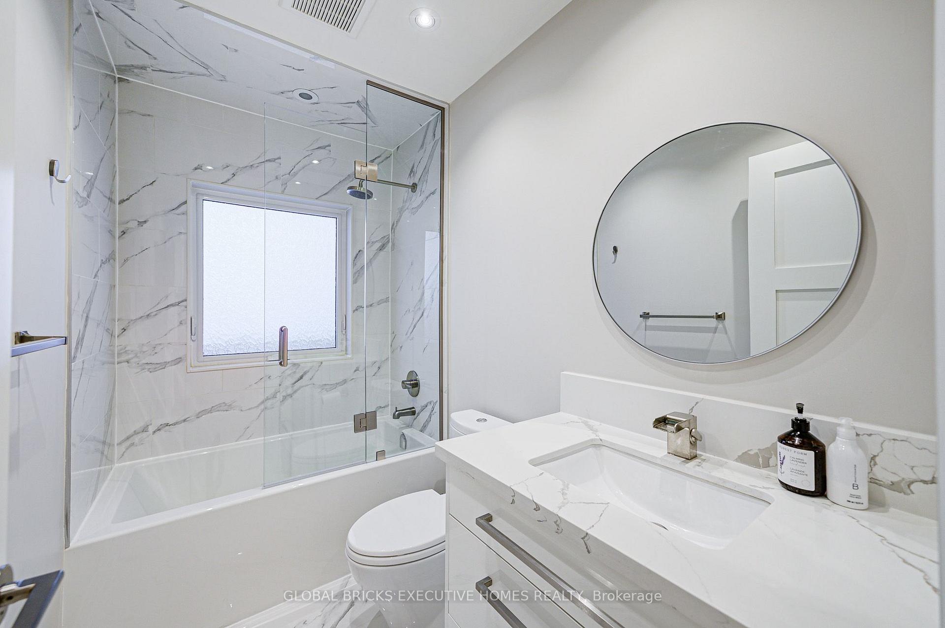 Photo 14 of 6 Cardigan Road, Etobicoke, Stonegate-Queensway — HOMEH