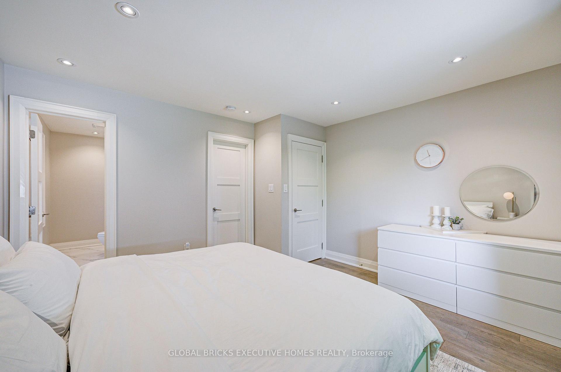 Photo 16 of 6 Cardigan Road, Etobicoke, Stonegate-Queensway — HOMEH