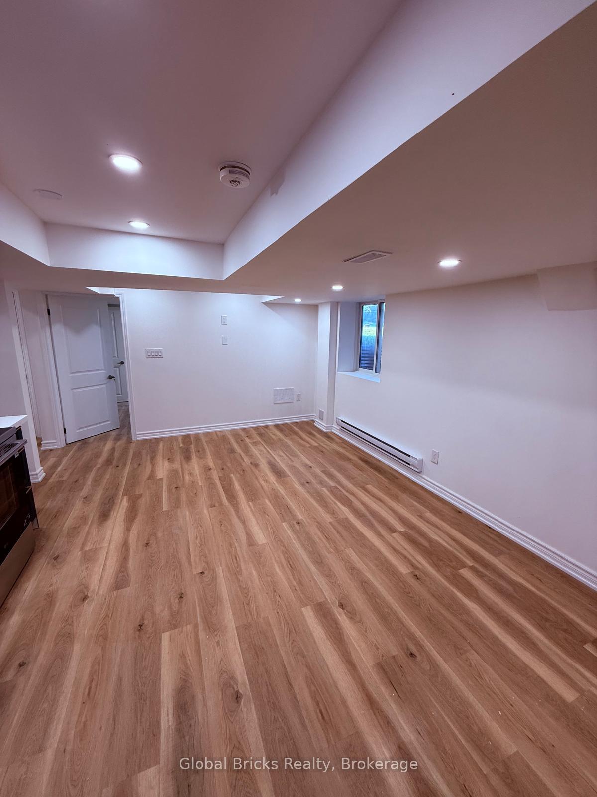 Photo 12 of 1033 Trailsview Avenue, Cobourg — HOMEH