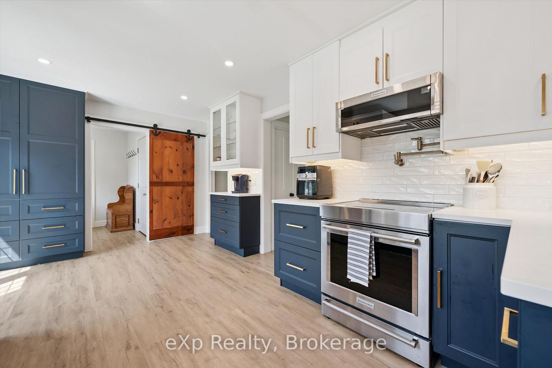 Photo 17 of 17 Carmine Place, Guelph, Victoria North — HOMEH
