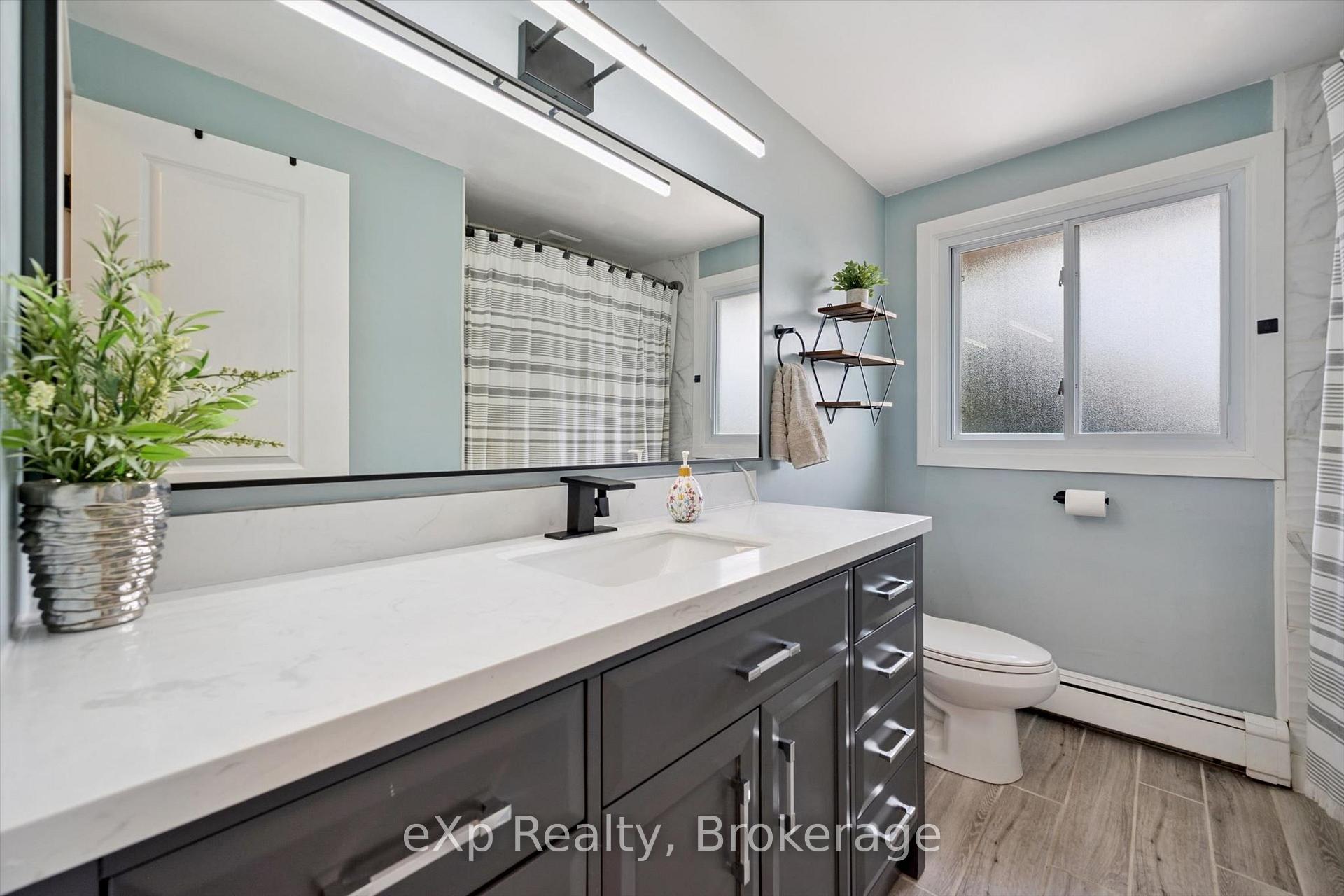 Photo 26 of 17 Carmine Place, Guelph, Victoria North — HOMEH