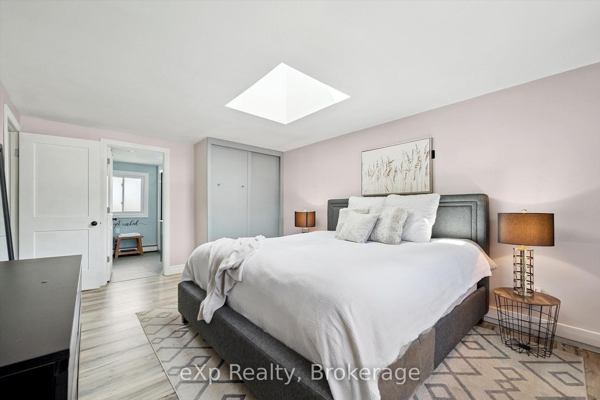 Photo 28 of 17 Carmine Place, Guelph, Victoria North — HOMEH
