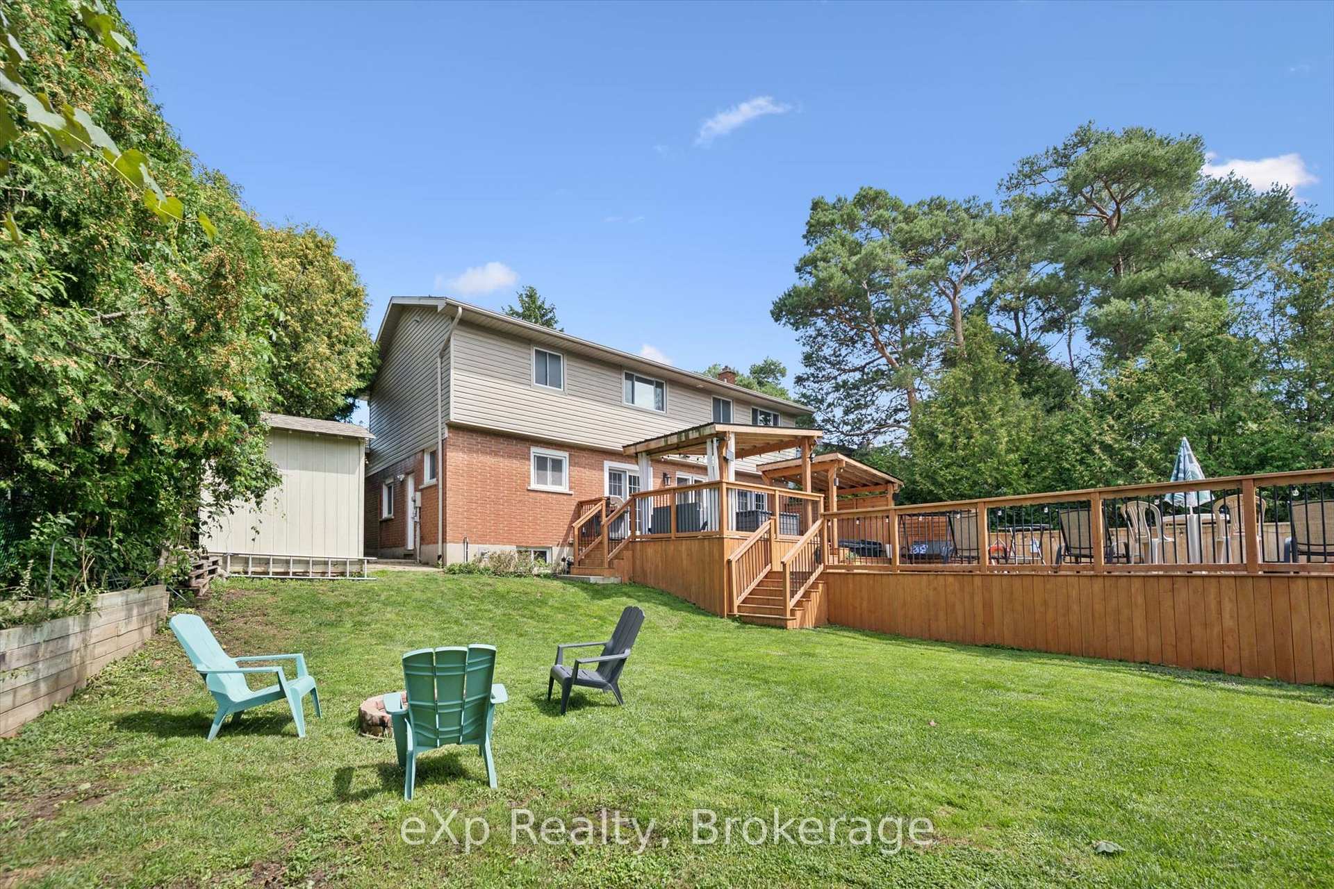 Photo 34 of 17 Carmine Place, Guelph, Victoria North — HOMEH