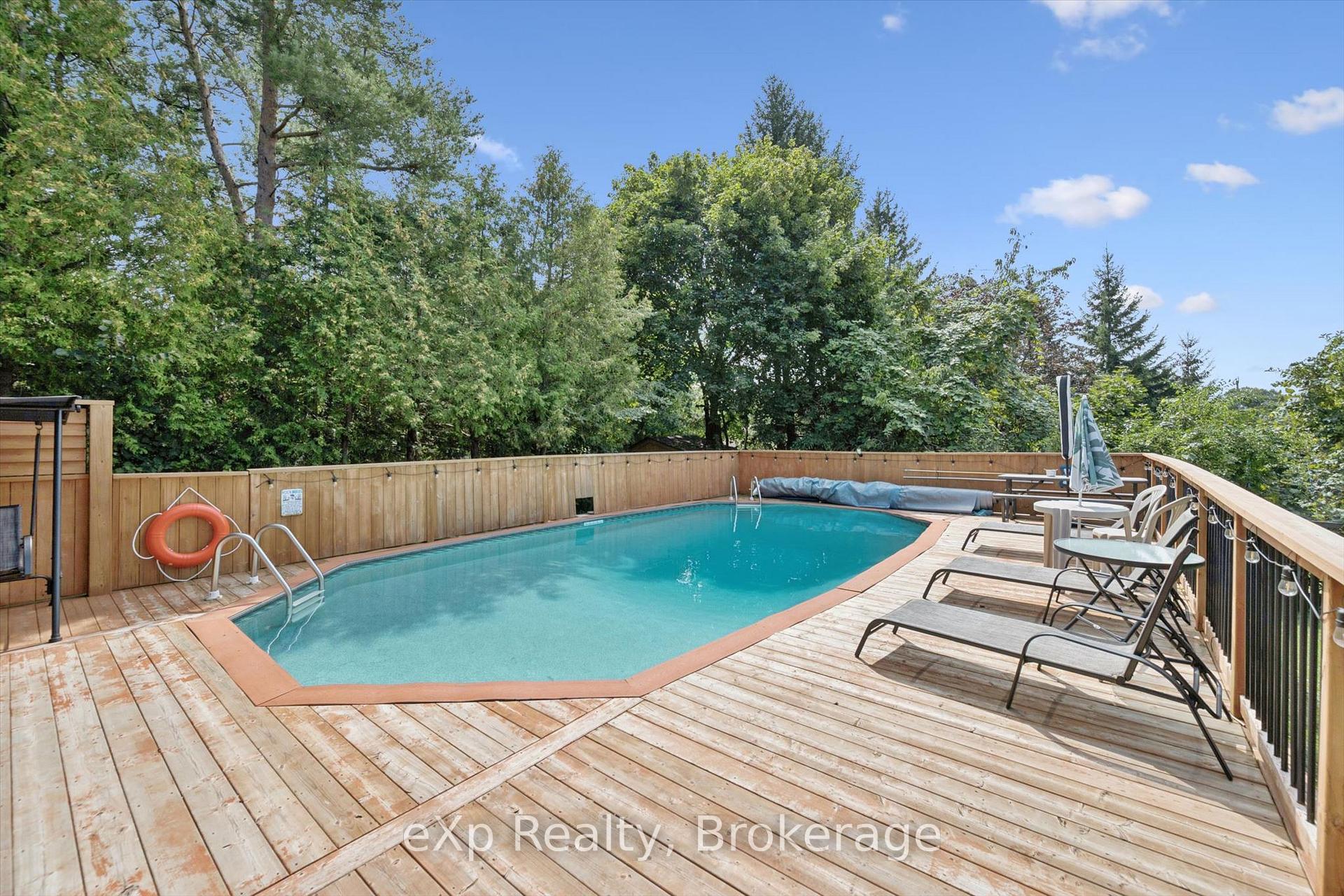 Photo 41 of 17 Carmine Place, Guelph, Victoria North — HOMEH