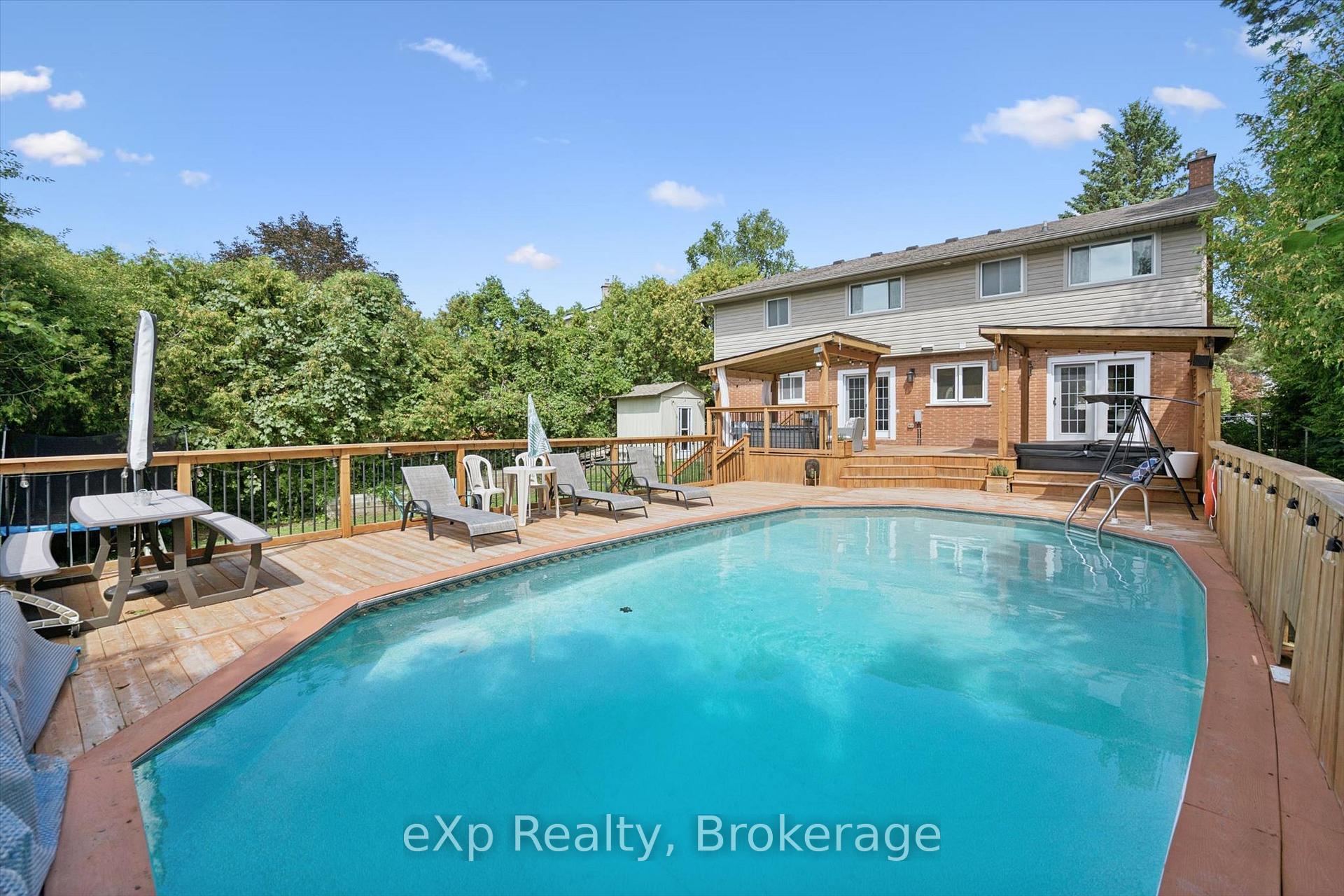 Photo 43 of 17 Carmine Place, Guelph, Victoria North — HOMEH