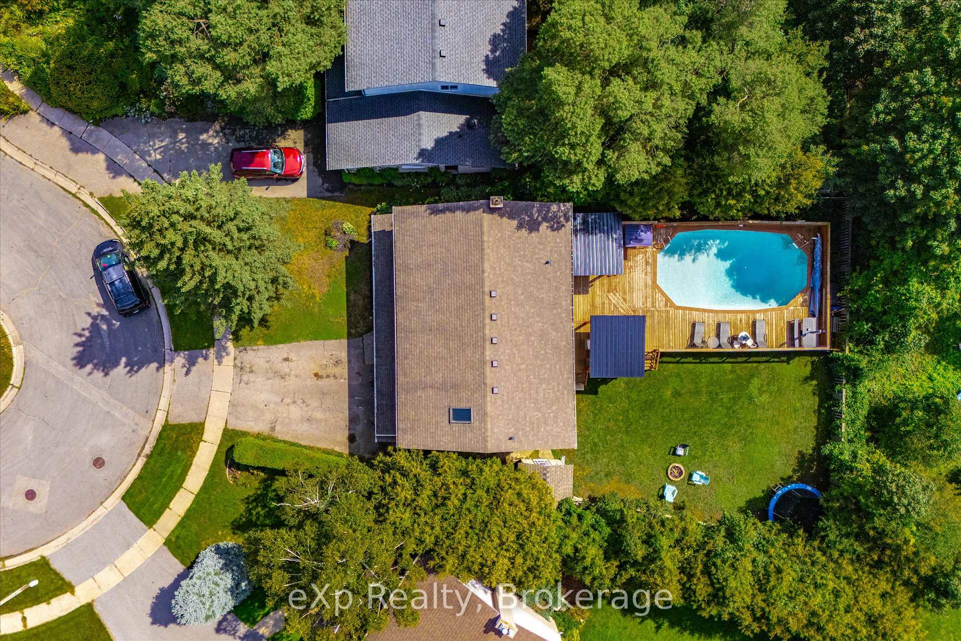 Photo 46 of 17 Carmine Place, Guelph, Victoria North — HOMEH