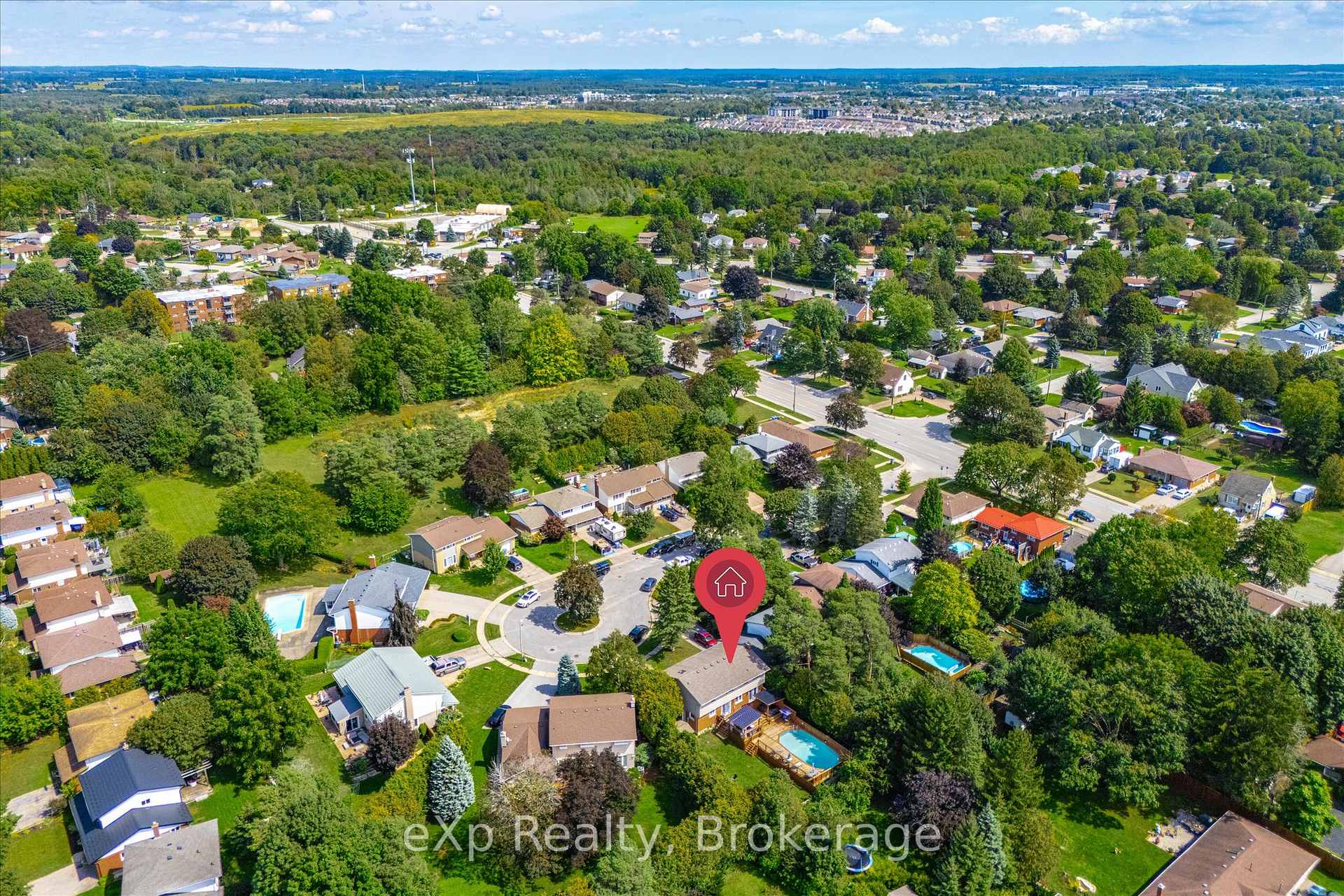 Photo 49 of 17 Carmine Place, Guelph, Victoria North — HOMEH