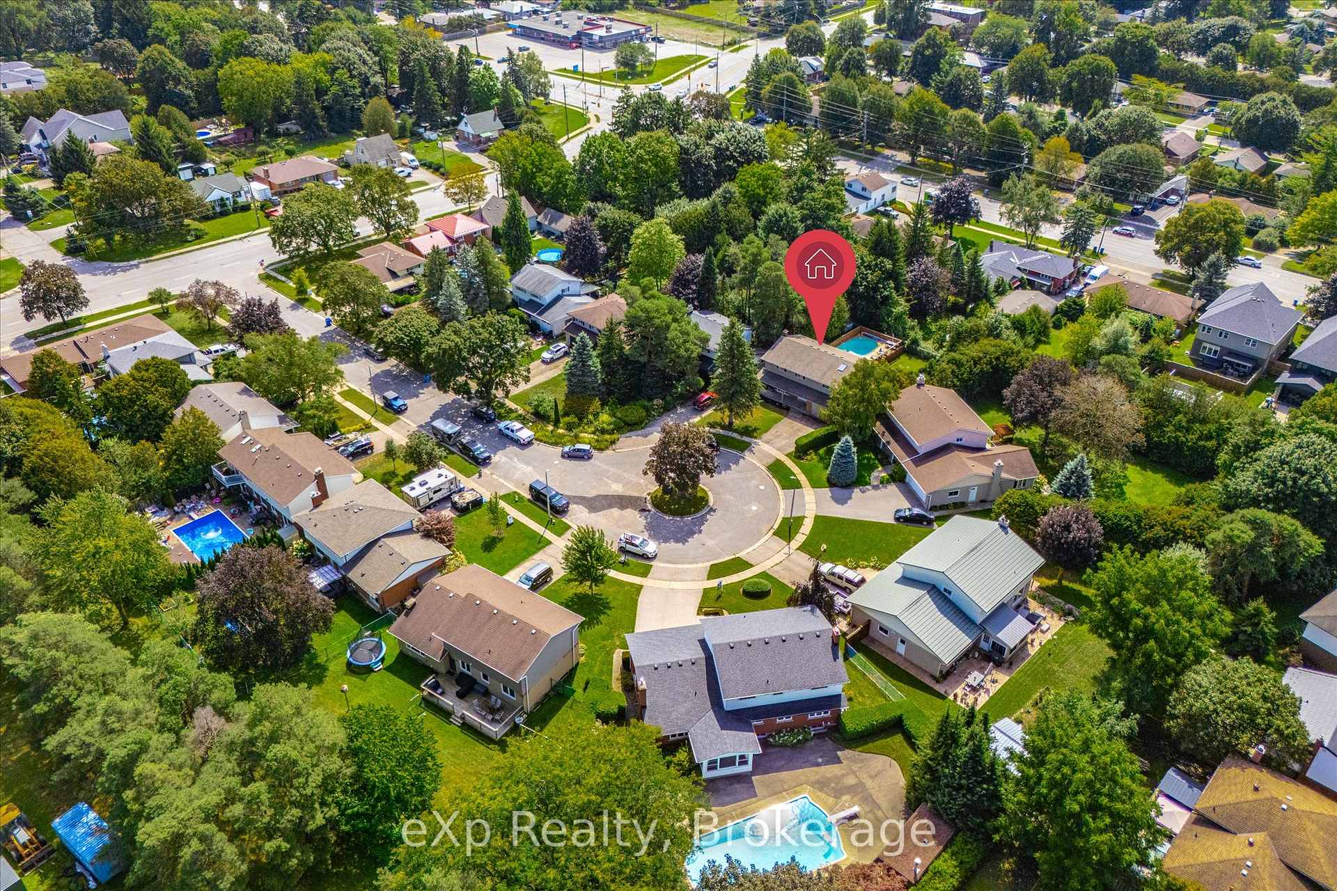 Photo 50 of 17 Carmine Place, Guelph, Victoria North — HOMEH