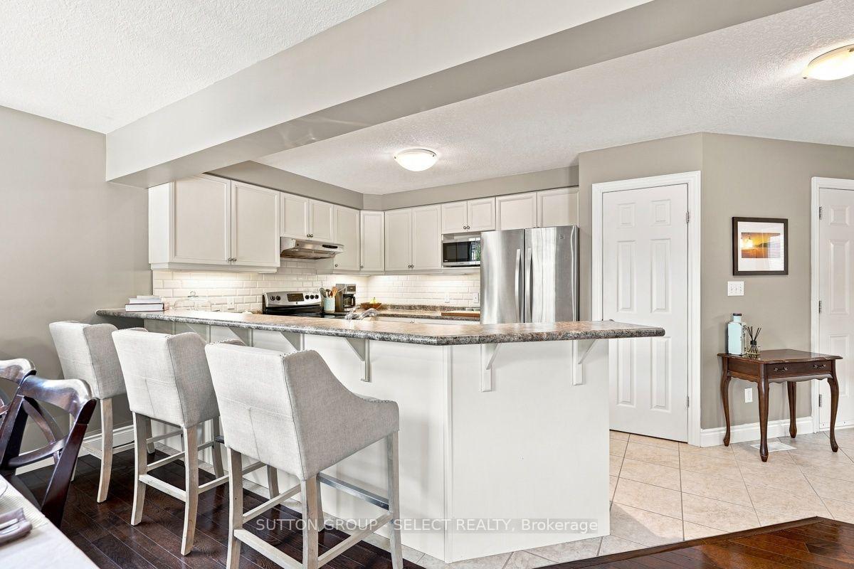 Photo 6 of 1168 Baird Street, London, North M — HOMEH