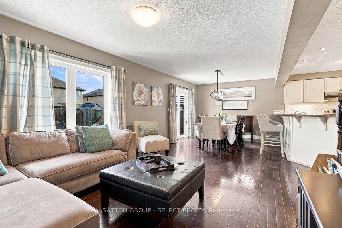 Photo 12 of 1168 Baird Street, London, North M — HOMEH