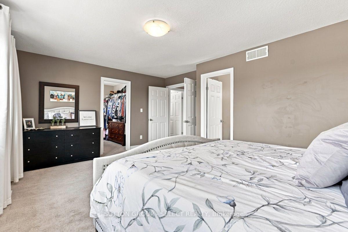 Photo 15 of 1168 Baird Street, London, North M — HOMEH