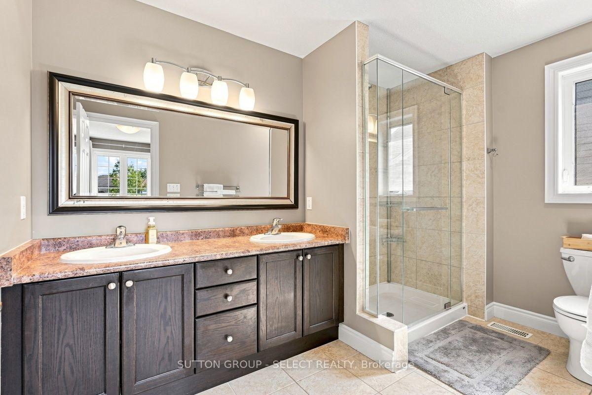 Photo 16 of 1168 Baird Street, London, North M — HOMEH