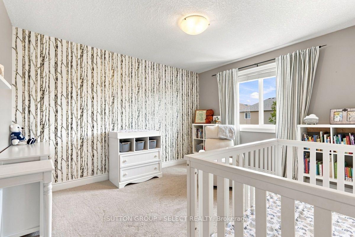 Photo 17 of 1168 Baird Street, London, North M — HOMEH