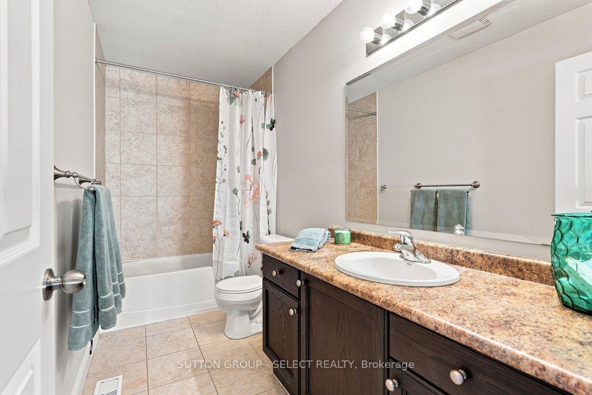 Photo 19 of 1168 Baird Street, London, North M — HOMEH