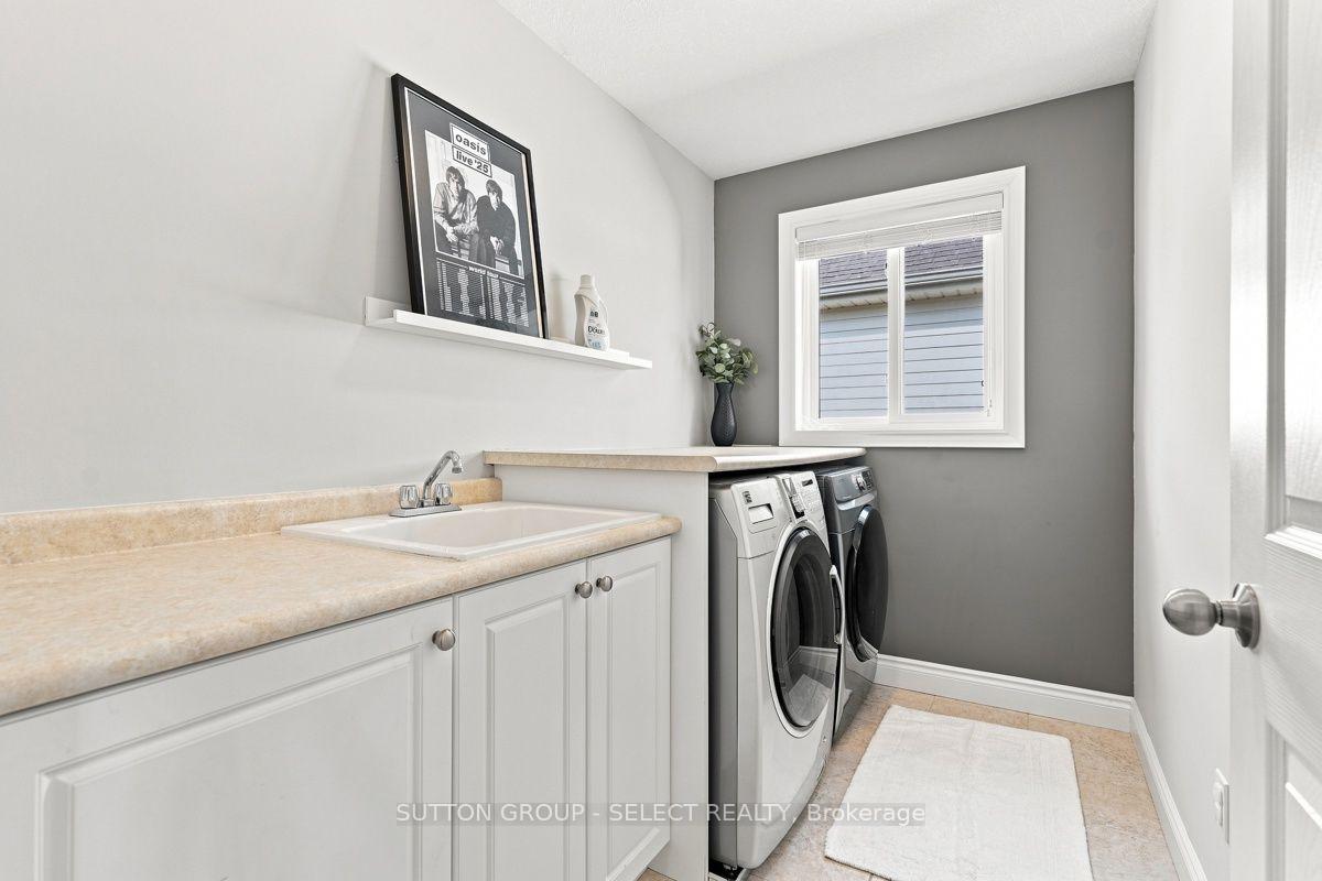 Photo 20 of 1168 Baird Street, London, North M — HOMEH