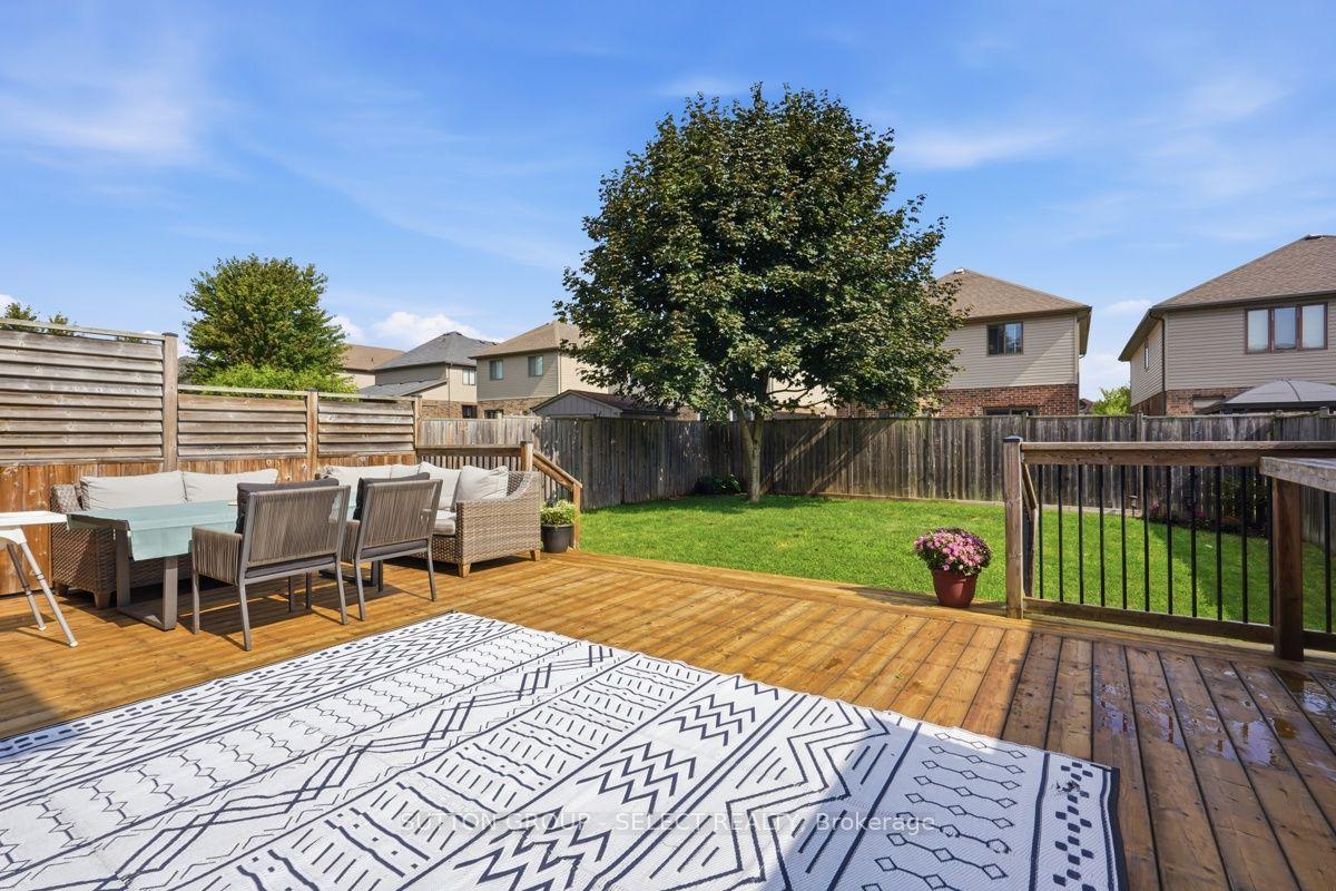 Photo 26 of 1168 Baird Street, London, North M — HOMEH