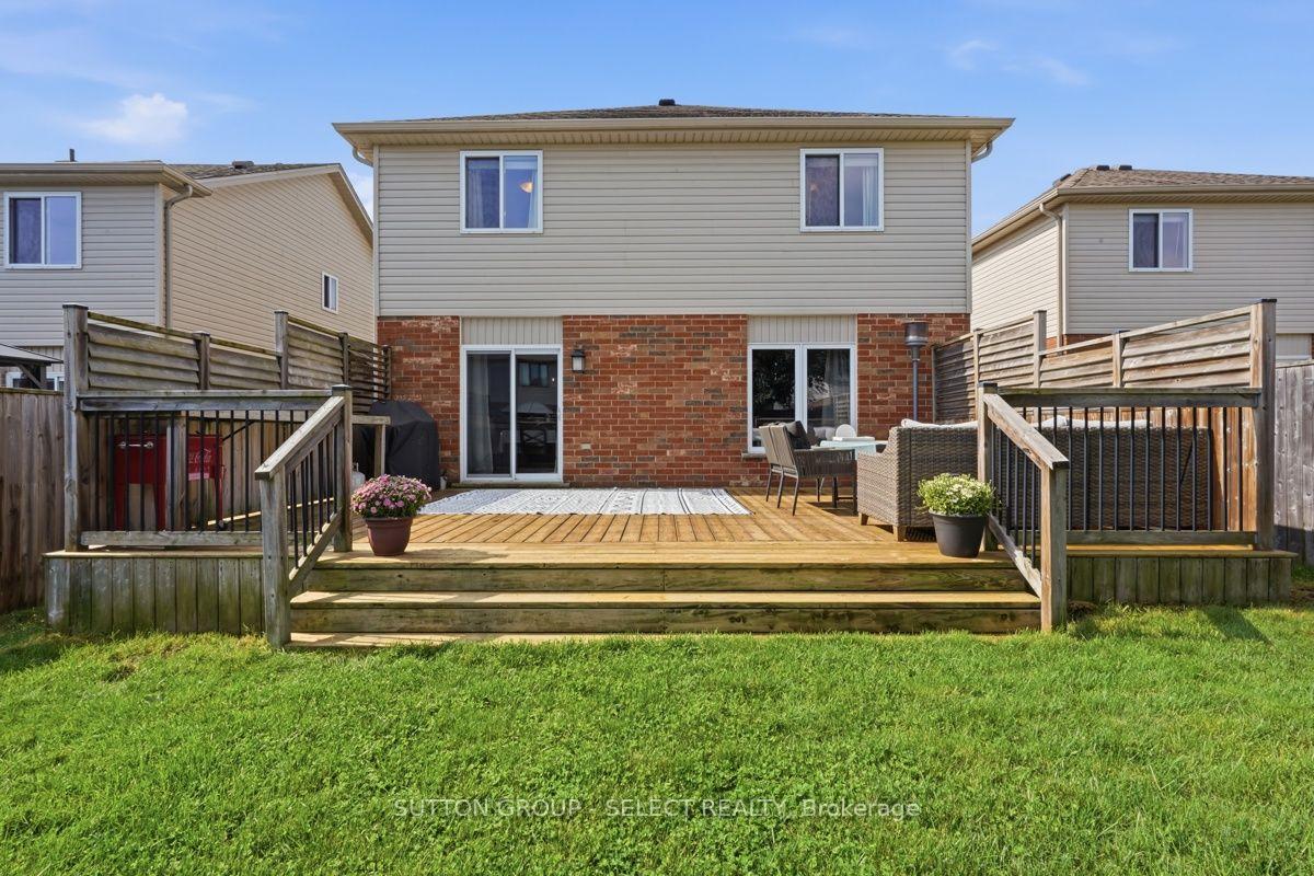 Photo 30 of 1168 Baird Street, London, North M — HOMEH