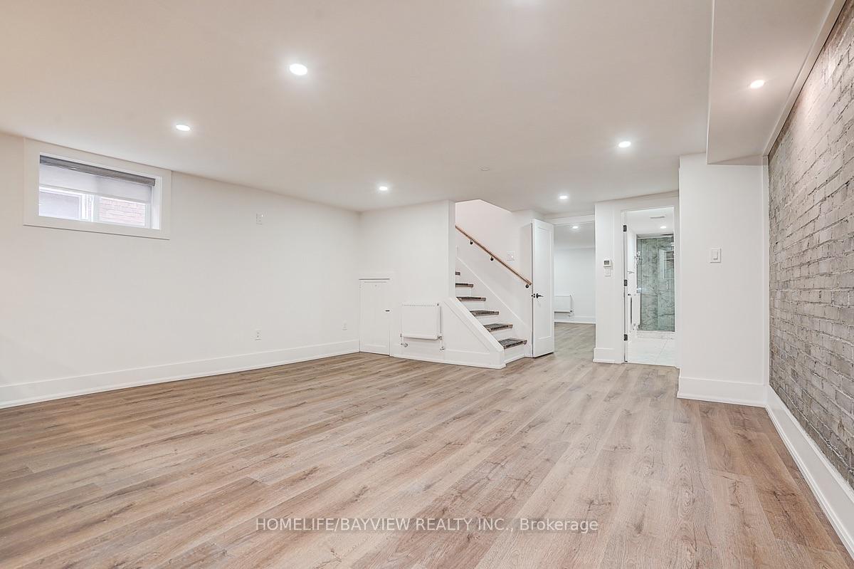 Photo 5 of Unit Lower, 43 Wineva Avenue, Toronto, The Beaches — HOMEH