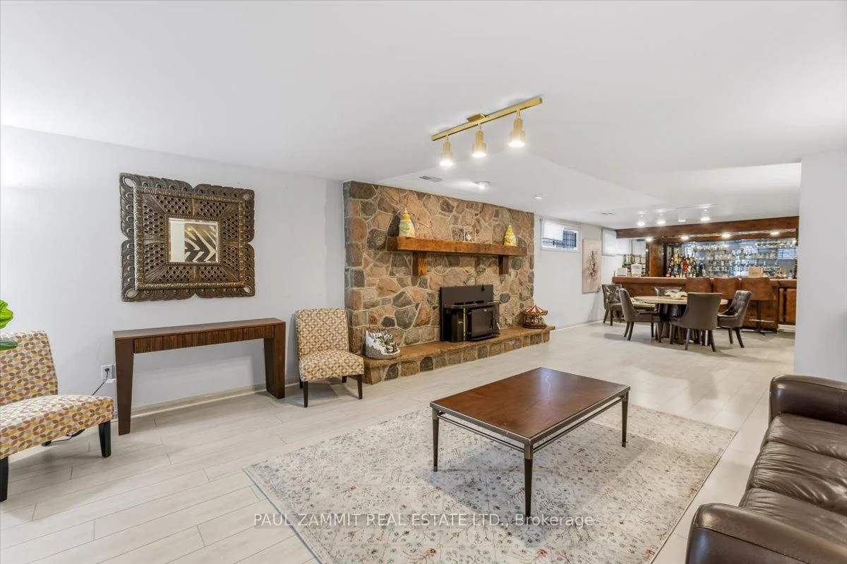 Photo 28 of 46 Castle Harbour Lane, Markham, Bayview Fairway-Bayview Country Club Estates — HOMEH