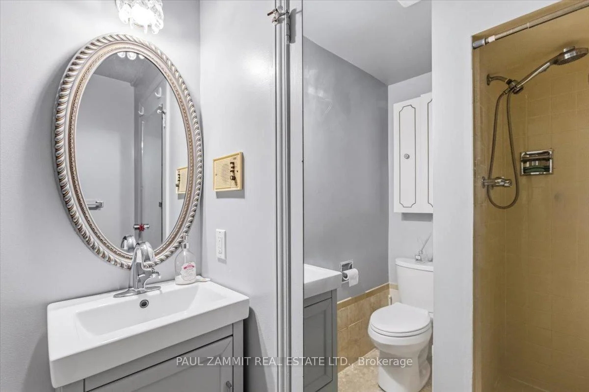 Photo 31 of 46 Castle Harbour Lane, Markham, Bayview Fairway-Bayview Country Club Estates — HOMEH