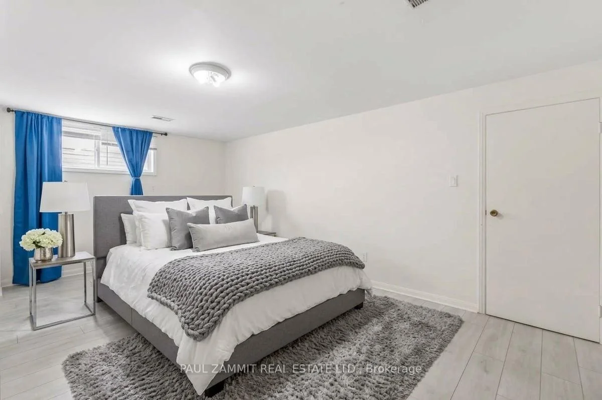 Photo 30 of 46 Castle Harbour Lane, Markham, Bayview Fairway-Bayview Country Club Estates — HOMEH