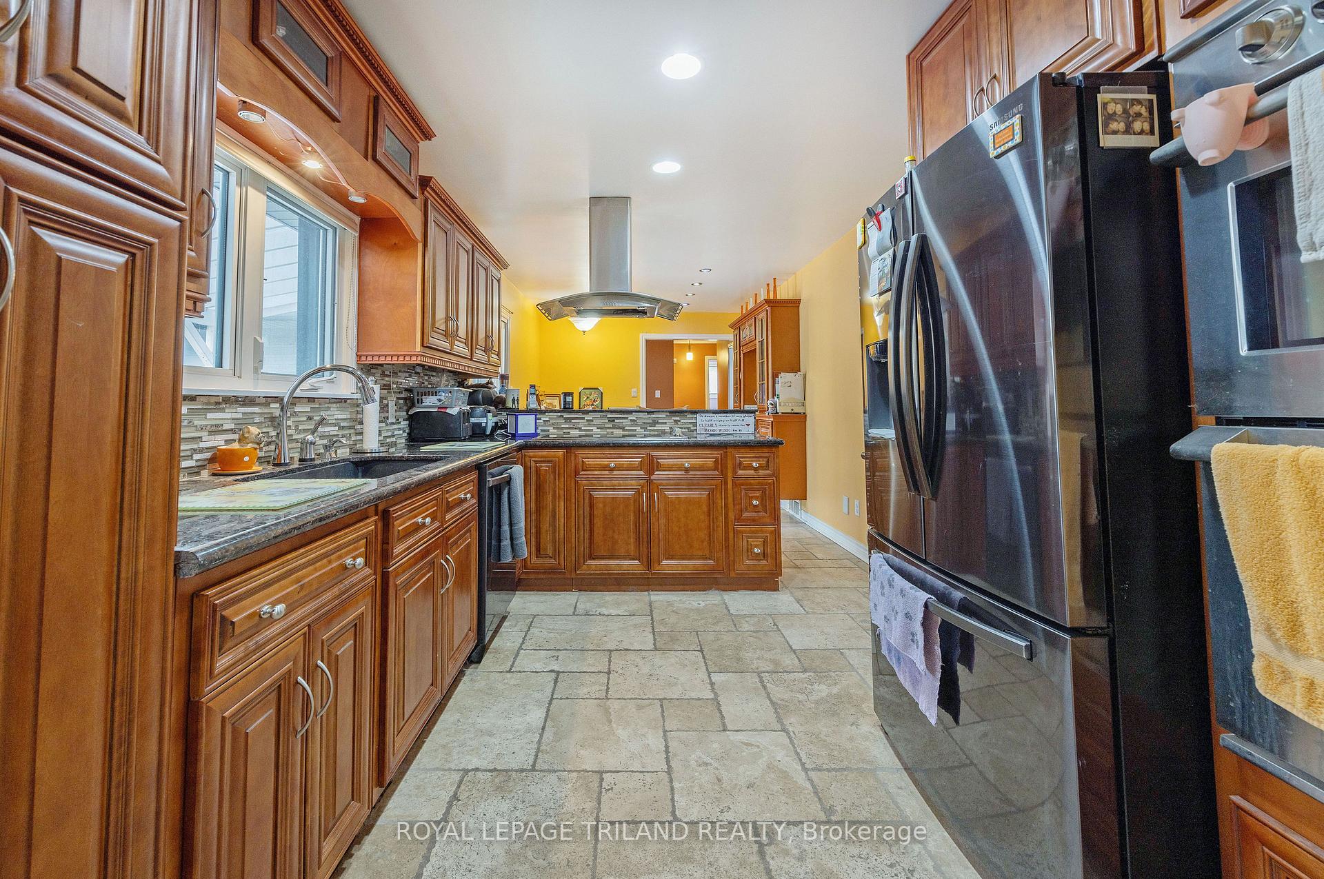 Photo 12 of 17 Minler Road, Zorra, Thamesford — HOMEH