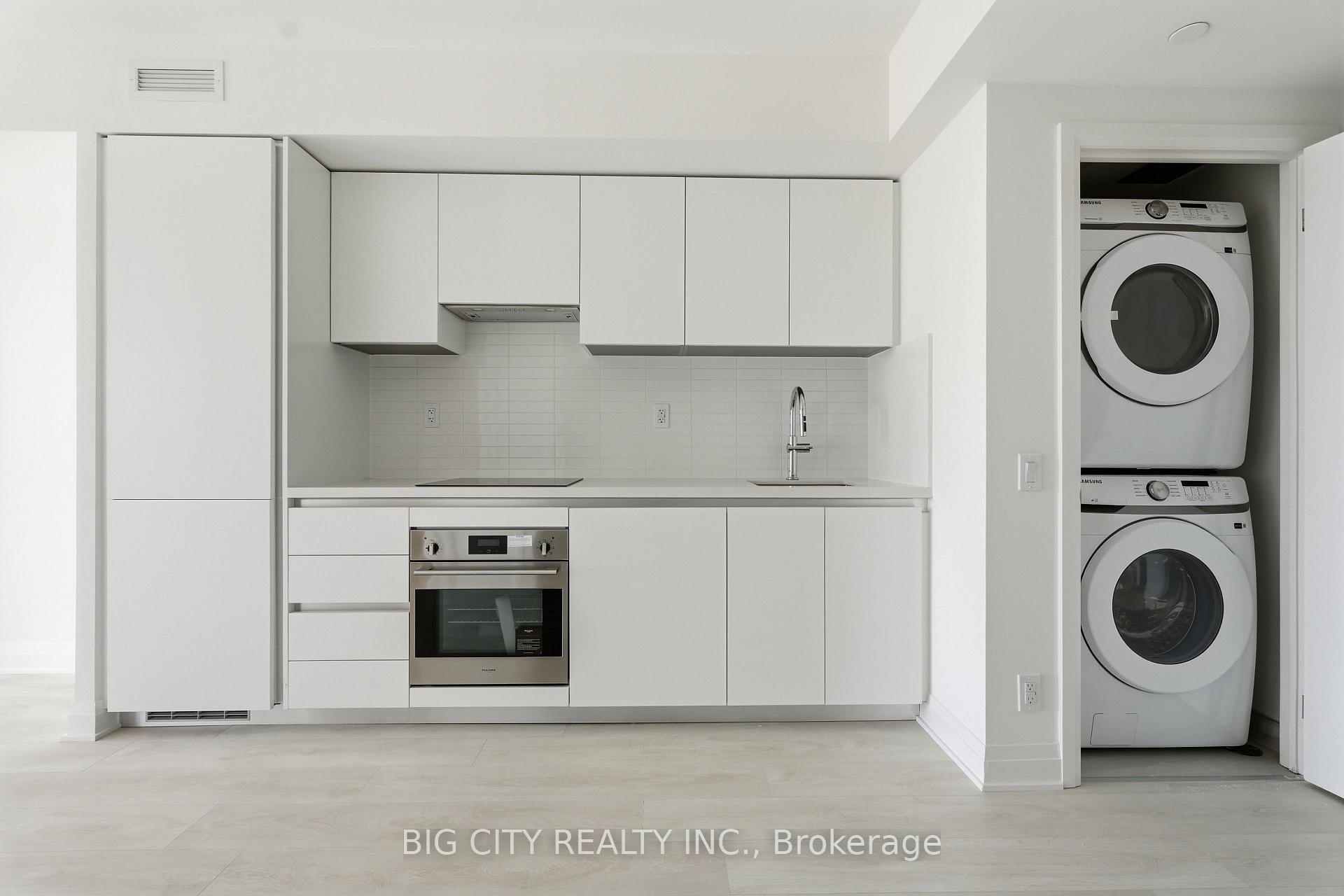 Photo 6 of Unit 2208, 25 Frederick Todd Way, Toronto, Thorncliffe Park — HOMEH