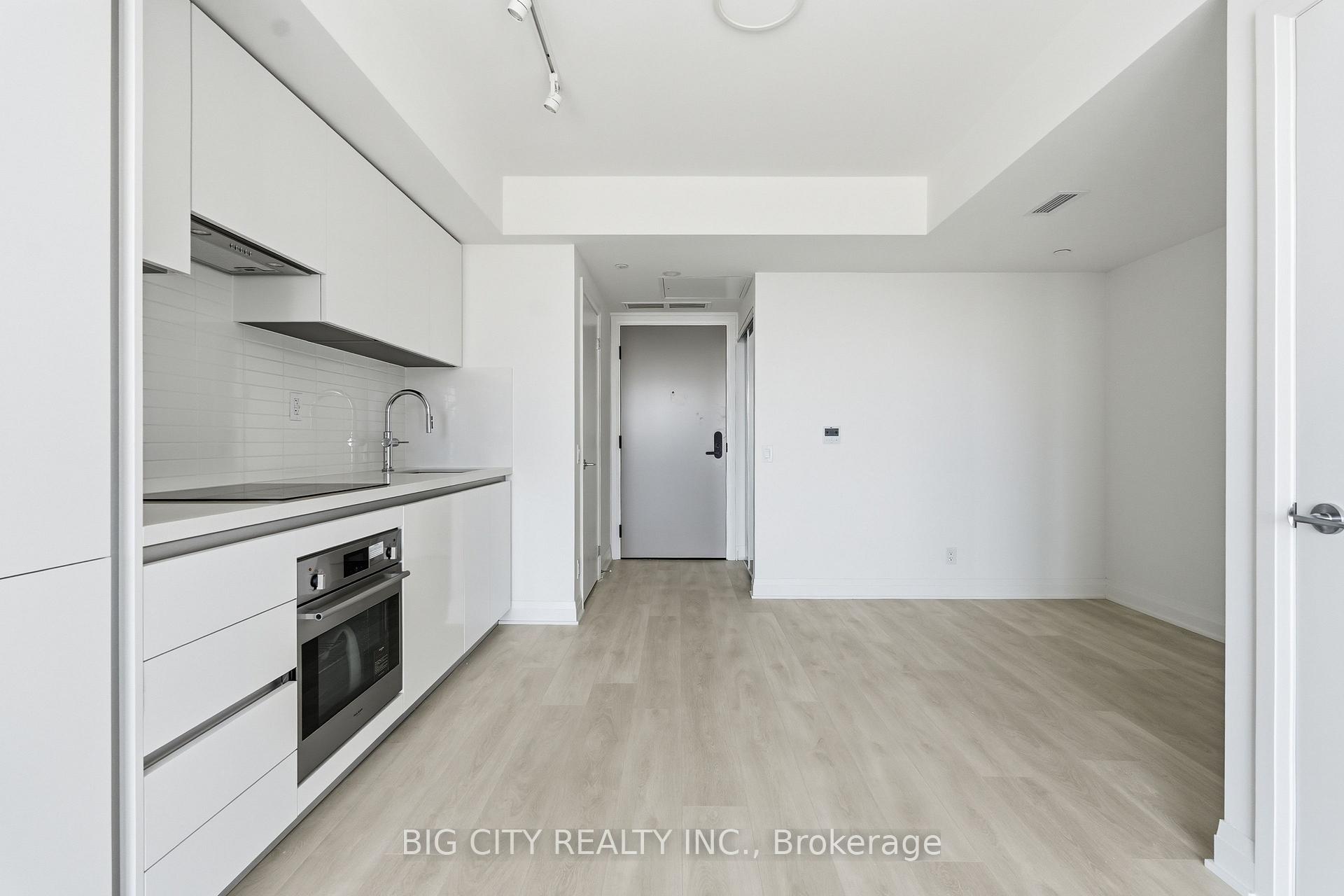 Photo 7 of Unit 2208, 25 Frederick Todd Way, Toronto, Thorncliffe Park — HOMEH