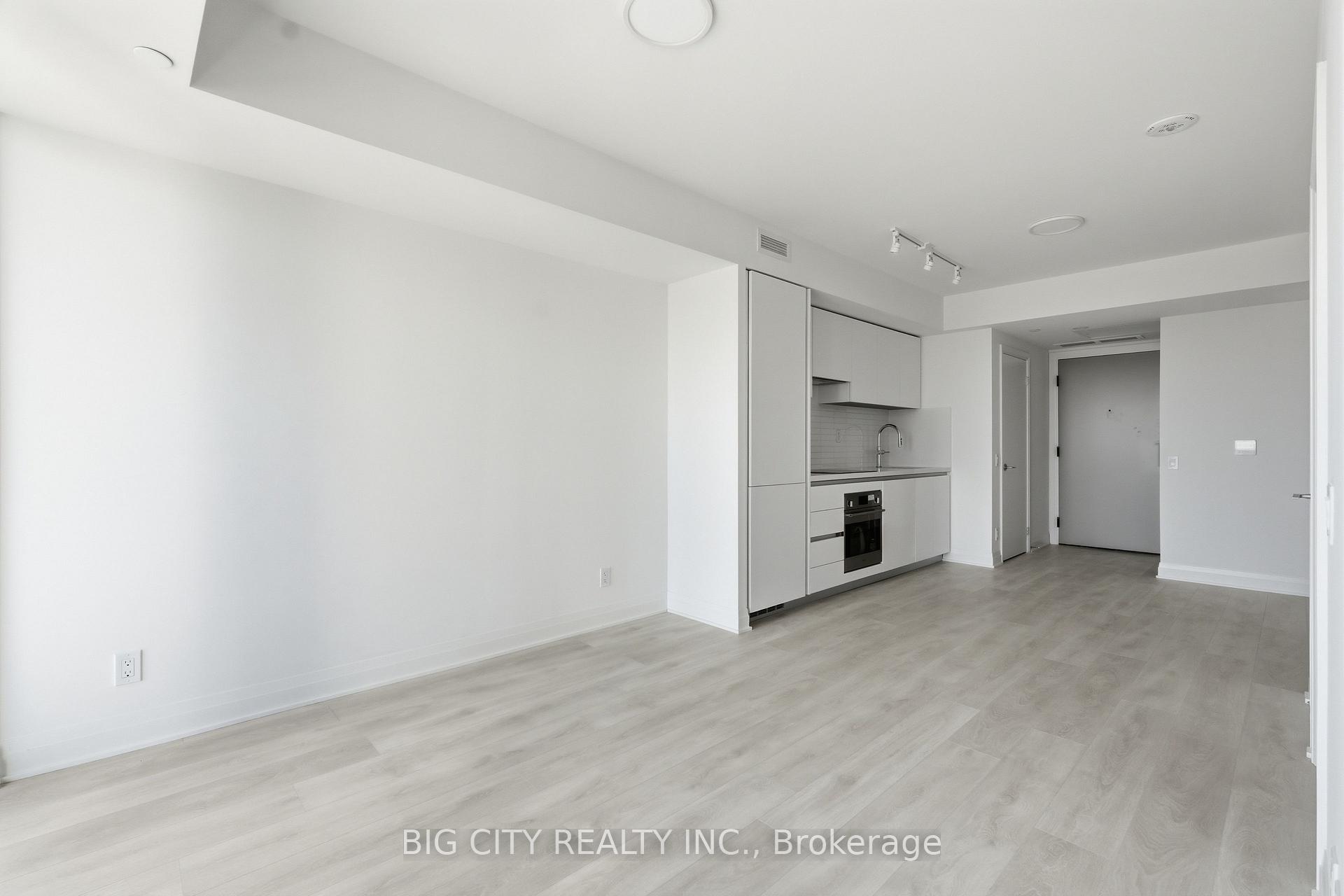 Photo 13 of Unit 2208, 25 Frederick Todd Way, Toronto, Thorncliffe Park — HOMEH